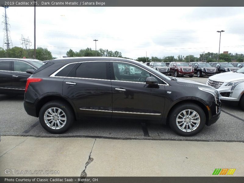 Dark Granite Metallic / Sahara Beige 2019 Cadillac XT5