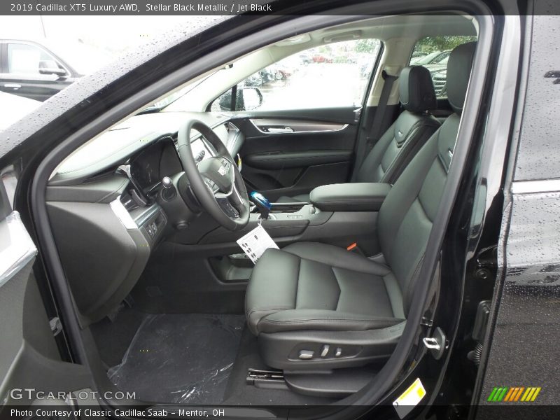 Stellar Black Metallic / Jet Black 2019 Cadillac XT5 Luxury AWD