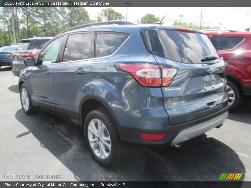 Blue Metallic / Medium Light Stone 2018 Ford Escape SE