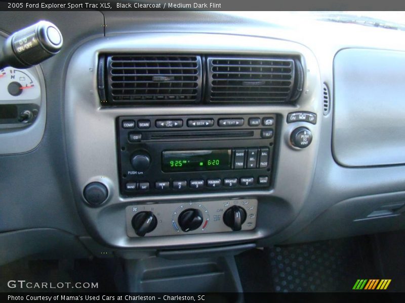 Black Clearcoat / Medium Dark Flint 2005 Ford Explorer Sport Trac XLS