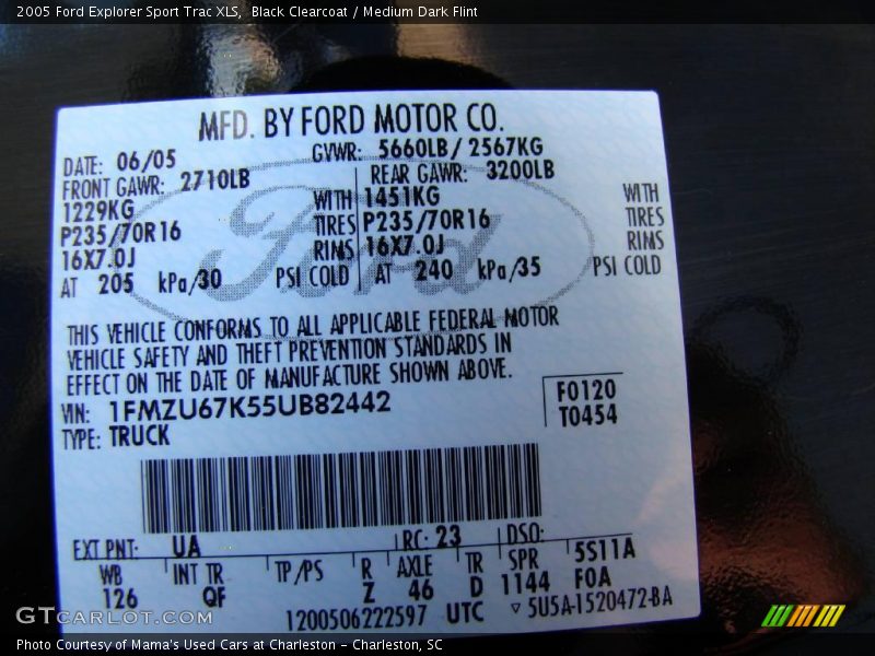 Black Clearcoat / Medium Dark Flint 2005 Ford Explorer Sport Trac XLS