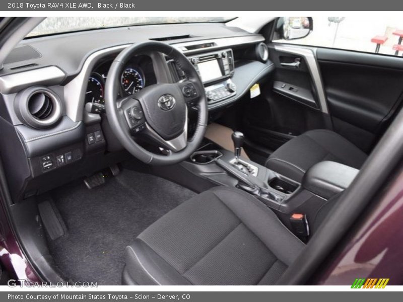 Black / Black 2018 Toyota RAV4 XLE AWD