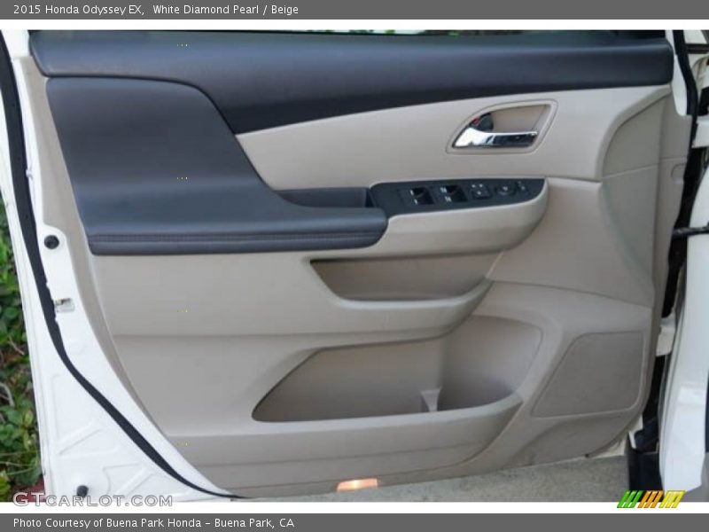 White Diamond Pearl / Beige 2015 Honda Odyssey EX