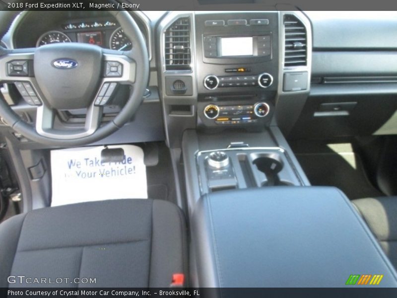 Magnetic / Ebony 2018 Ford Expedition XLT