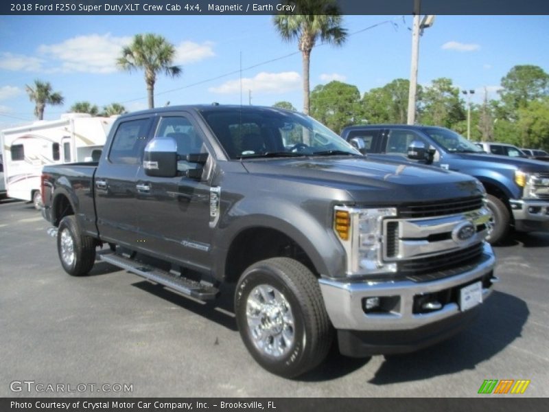 Magnetic / Earth Gray 2018 Ford F250 Super Duty XLT Crew Cab 4x4