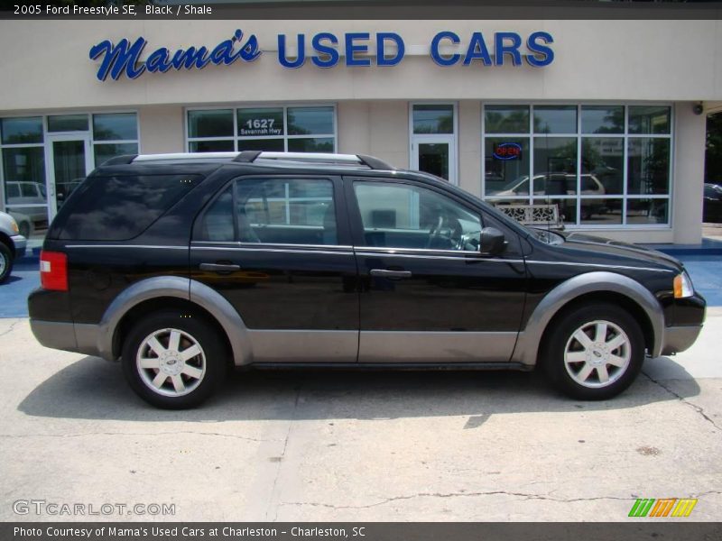 Black / Shale 2005 Ford Freestyle SE
