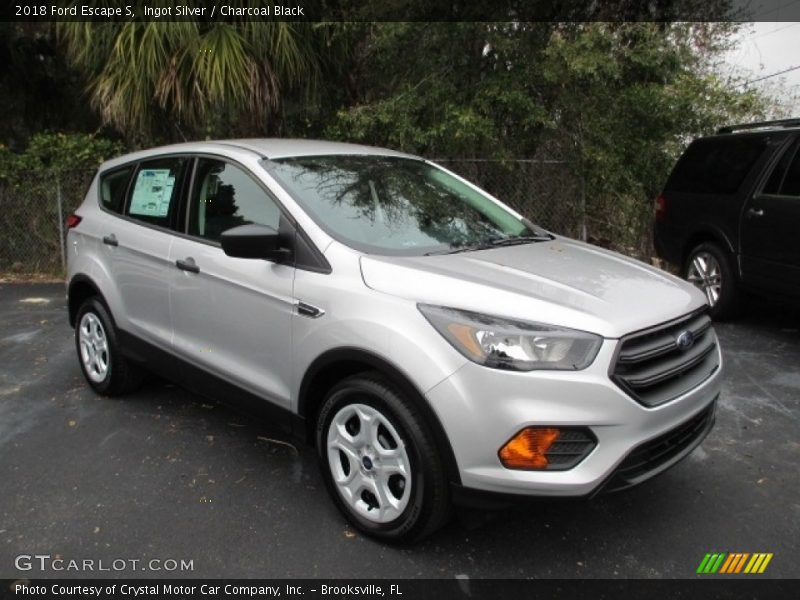 Ingot Silver / Charcoal Black 2018 Ford Escape S