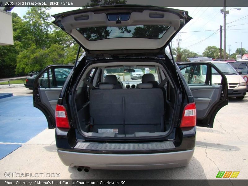 Black / Shale 2005 Ford Freestyle SE