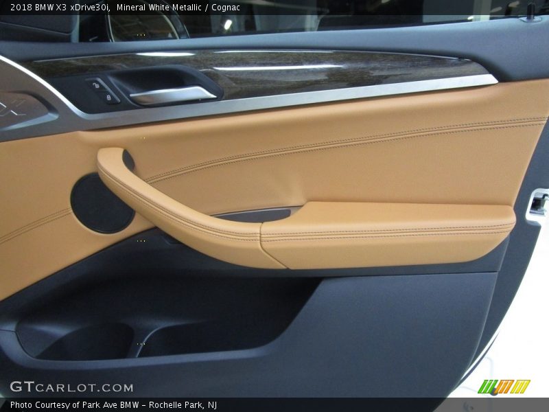 Mineral White Metallic / Cognac 2018 BMW X3 xDrive30i