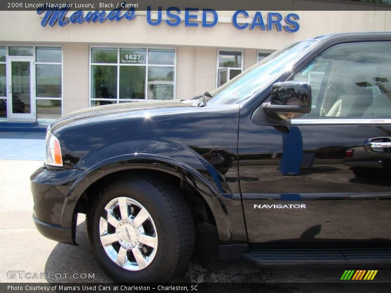 Black / Camel 2006 Lincoln Navigator Luxury