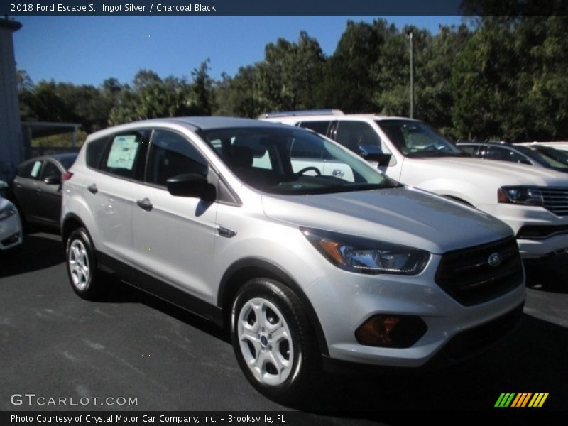 Ingot Silver / Charcoal Black 2018 Ford Escape S