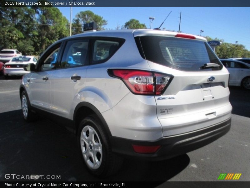 Ingot Silver / Charcoal Black 2018 Ford Escape S