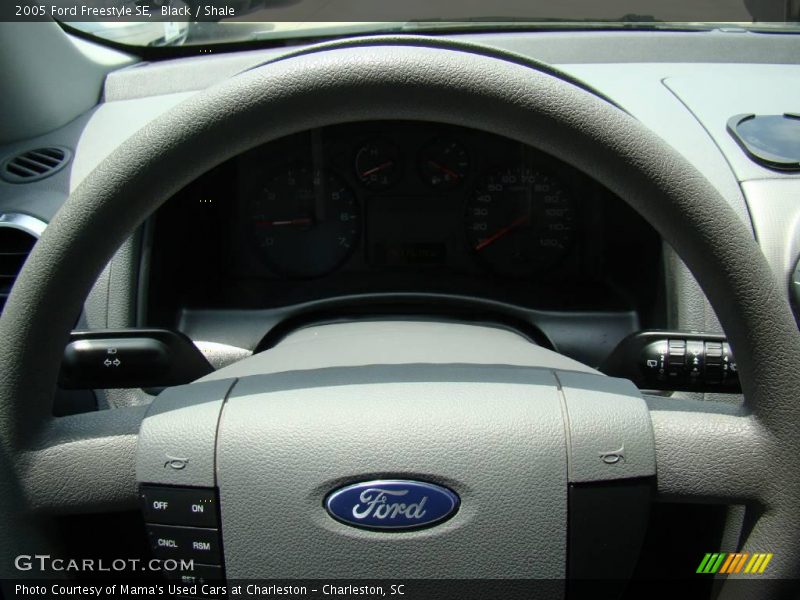 Black / Shale 2005 Ford Freestyle SE