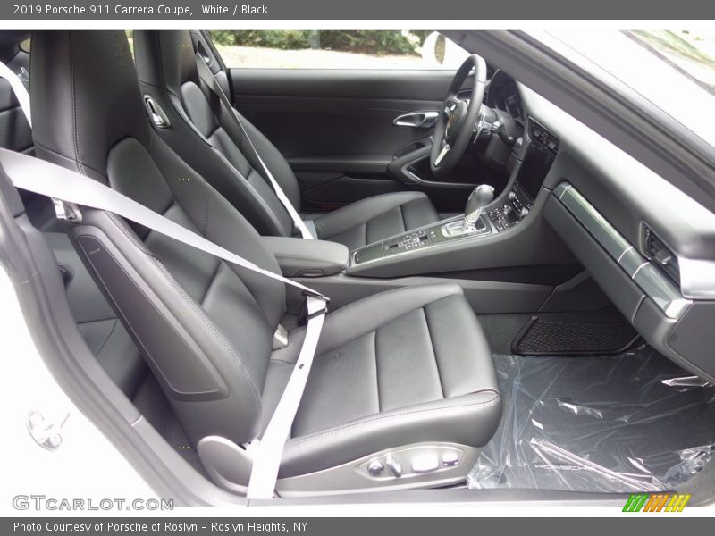 Front Seat of 2019 911 Carrera Coupe