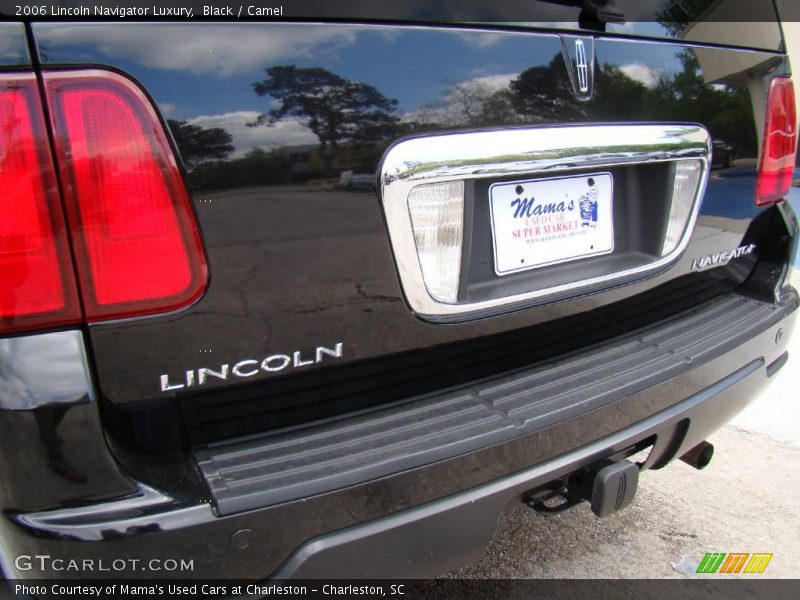 Black / Camel 2006 Lincoln Navigator Luxury