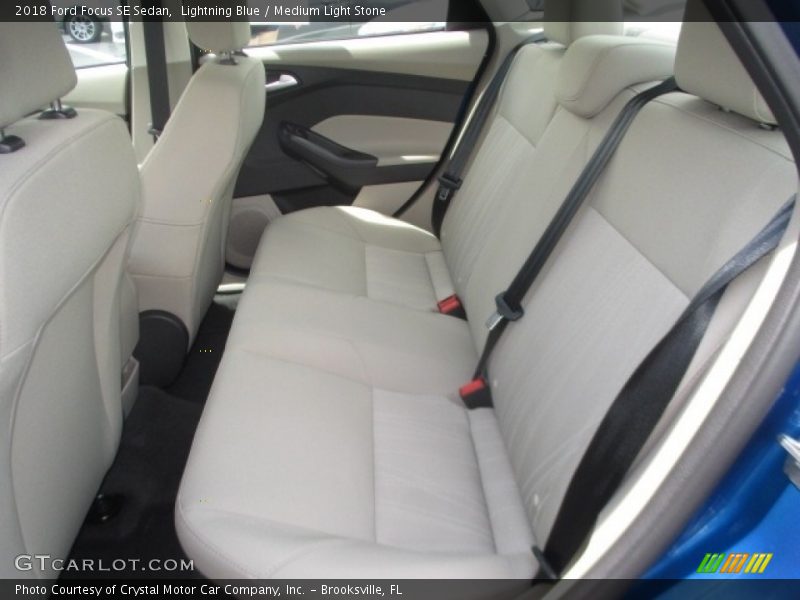 Lightning Blue / Medium Light Stone 2018 Ford Focus SE Sedan