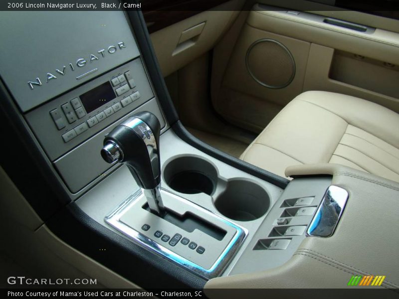 Black / Camel 2006 Lincoln Navigator Luxury