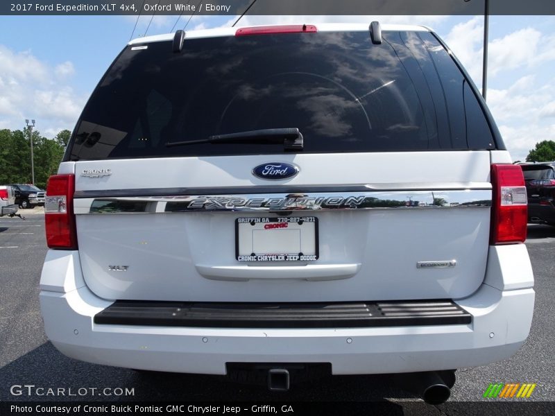 Oxford White / Ebony 2017 Ford Expedition XLT 4x4