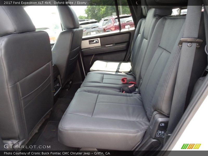 Oxford White / Ebony 2017 Ford Expedition XLT 4x4