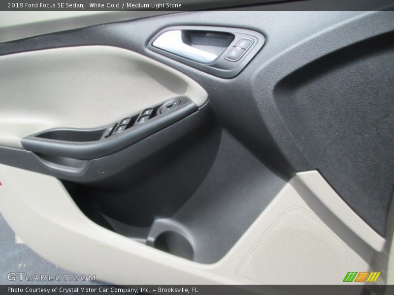 White Gold / Medium Light Stone 2018 Ford Focus SE Sedan