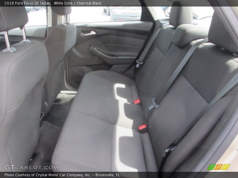White Gold / Charcoal Black 2018 Ford Focus SE Sedan