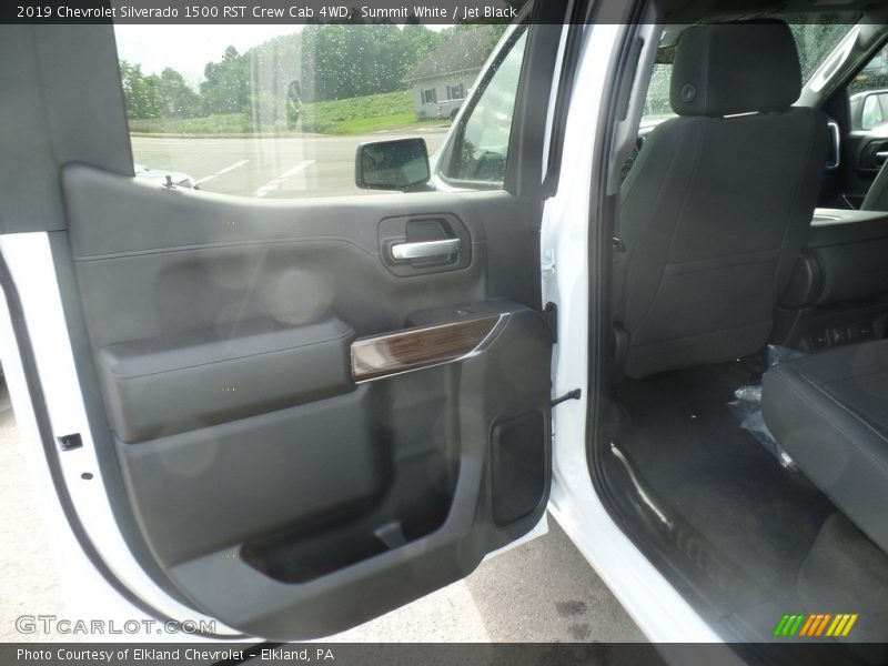 Summit White / Jet Black 2019 Chevrolet Silverado 1500 RST Crew Cab 4WD