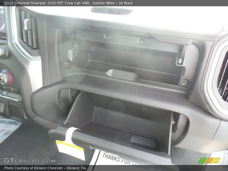 Summit White / Jet Black 2019 Chevrolet Silverado 1500 RST Crew Cab 4WD