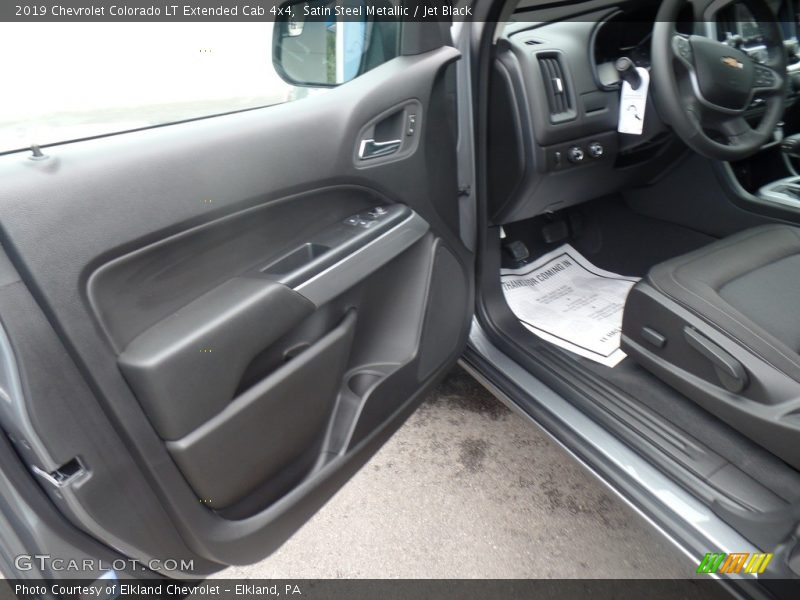Satin Steel Metallic / Jet Black 2019 Chevrolet Colorado LT Extended Cab 4x4