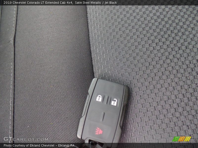 Satin Steel Metallic / Jet Black 2019 Chevrolet Colorado LT Extended Cab 4x4