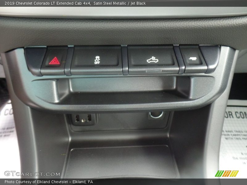 Satin Steel Metallic / Jet Black 2019 Chevrolet Colorado LT Extended Cab 4x4