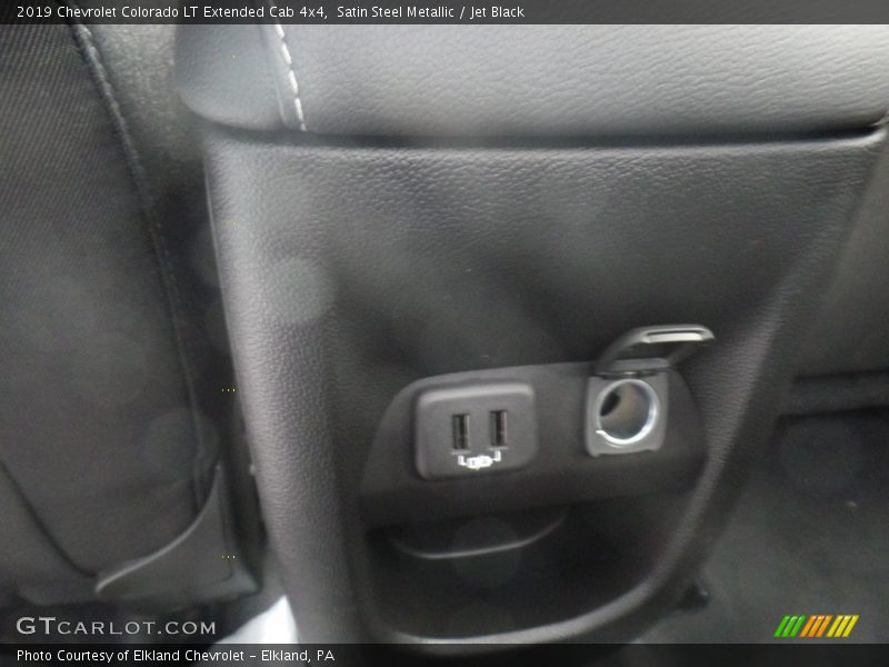 Satin Steel Metallic / Jet Black 2019 Chevrolet Colorado LT Extended Cab 4x4