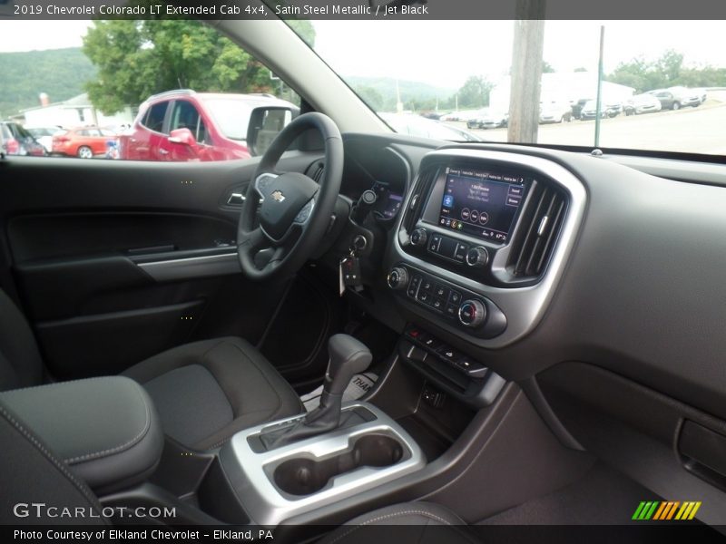Satin Steel Metallic / Jet Black 2019 Chevrolet Colorado LT Extended Cab 4x4