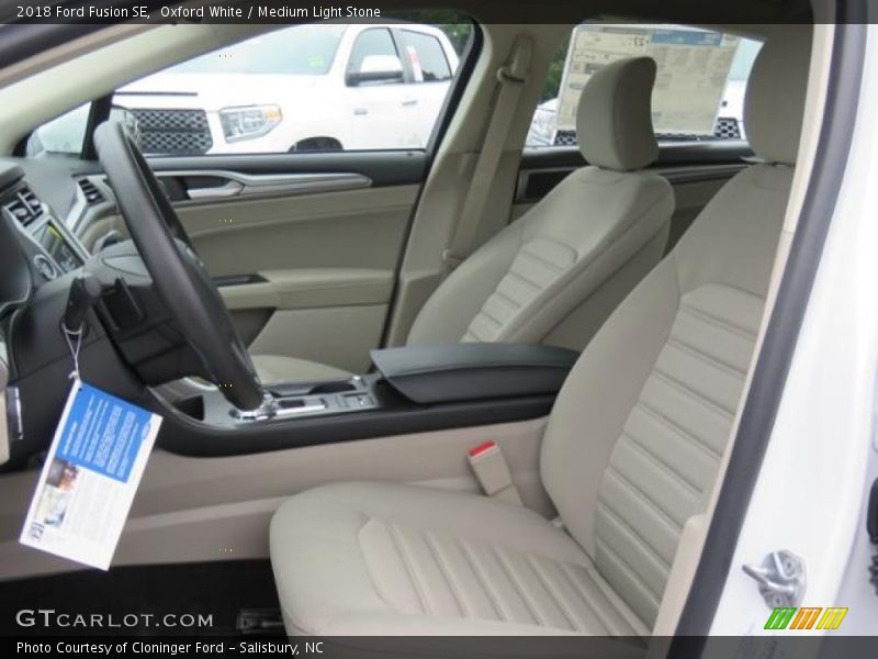 Front Seat of 2018 Fusion SE