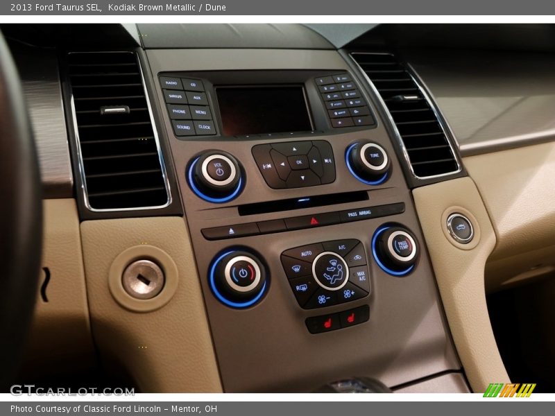 Kodiak Brown Metallic / Dune 2013 Ford Taurus SEL