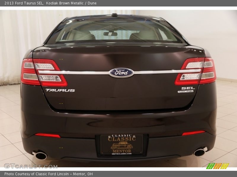 Kodiak Brown Metallic / Dune 2013 Ford Taurus SEL