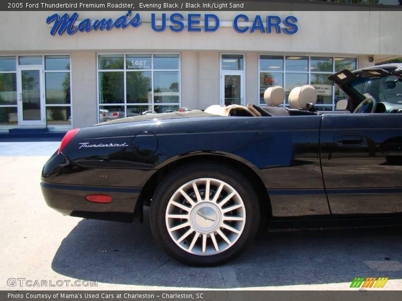 Evening Black / Black Ink/Light Sand 2005 Ford Thunderbird Premium Roadster