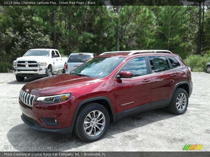 Velvet Red Pearl / Black 2019 Jeep Cherokee Latitude Plus