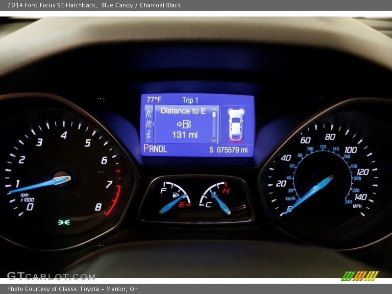 Blue Candy / Charcoal Black 2014 Ford Focus SE Hatchback