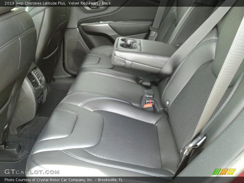 Velvet Red Pearl / Black 2019 Jeep Cherokee Latitude Plus