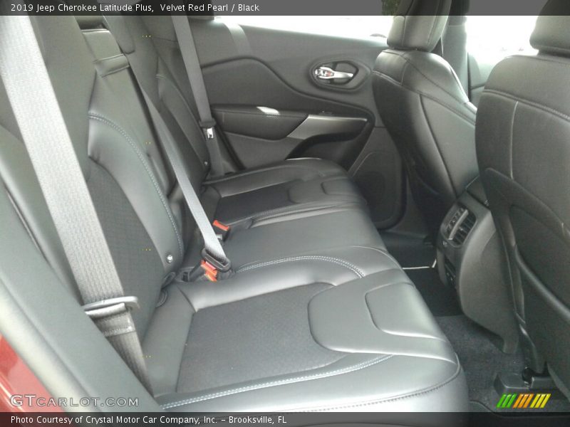 Velvet Red Pearl / Black 2019 Jeep Cherokee Latitude Plus