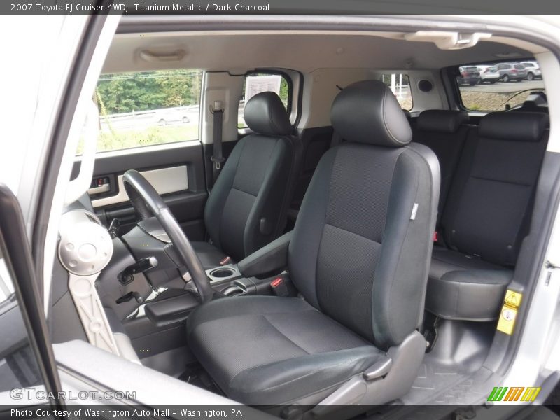 Titanium Metallic / Dark Charcoal 2007 Toyota FJ Cruiser 4WD