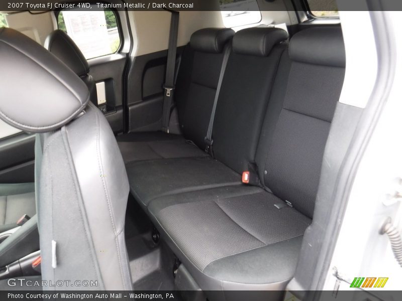 Titanium Metallic / Dark Charcoal 2007 Toyota FJ Cruiser 4WD