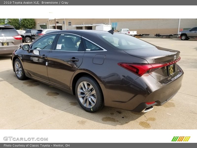 Brownstone / Gray 2019 Toyota Avalon XLE