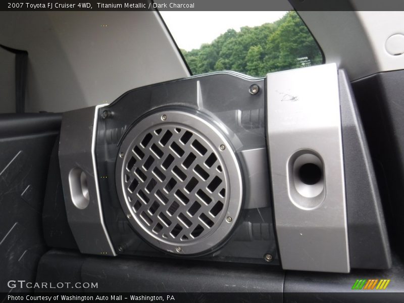 Titanium Metallic / Dark Charcoal 2007 Toyota FJ Cruiser 4WD