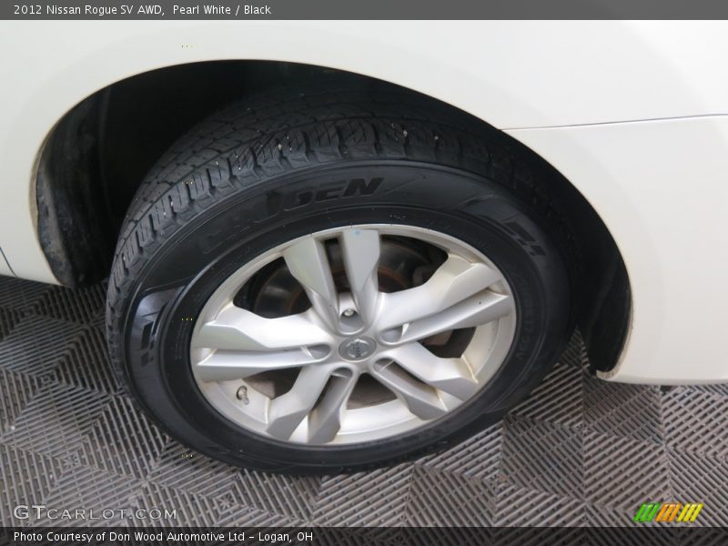 Pearl White / Black 2012 Nissan Rogue SV AWD