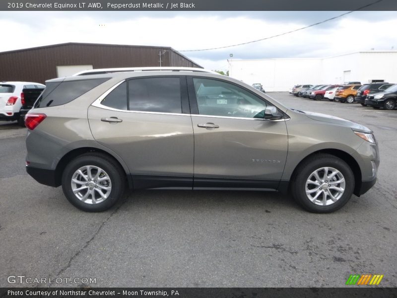 Pepperdust Metallic / Jet Black 2019 Chevrolet Equinox LT AWD