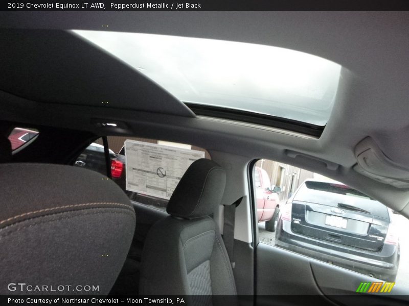 Pepperdust Metallic / Jet Black 2019 Chevrolet Equinox LT AWD