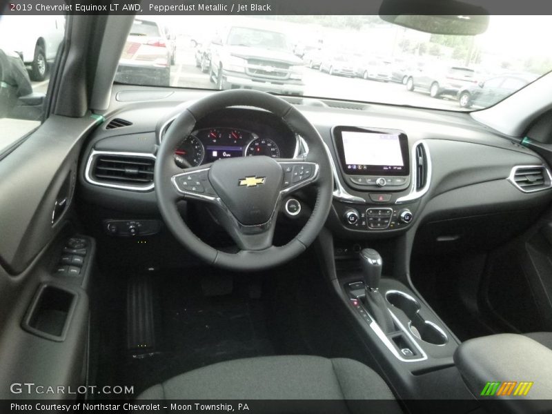 Pepperdust Metallic / Jet Black 2019 Chevrolet Equinox LT AWD