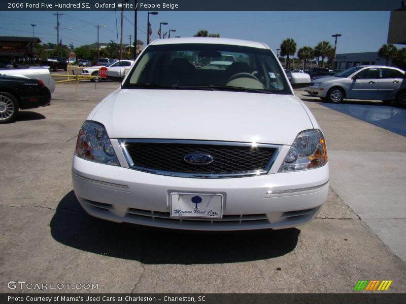 Oxford White / Pebble Beige 2006 Ford Five Hundred SE
