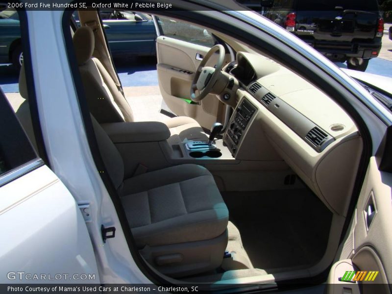 Oxford White / Pebble Beige 2006 Ford Five Hundred SE